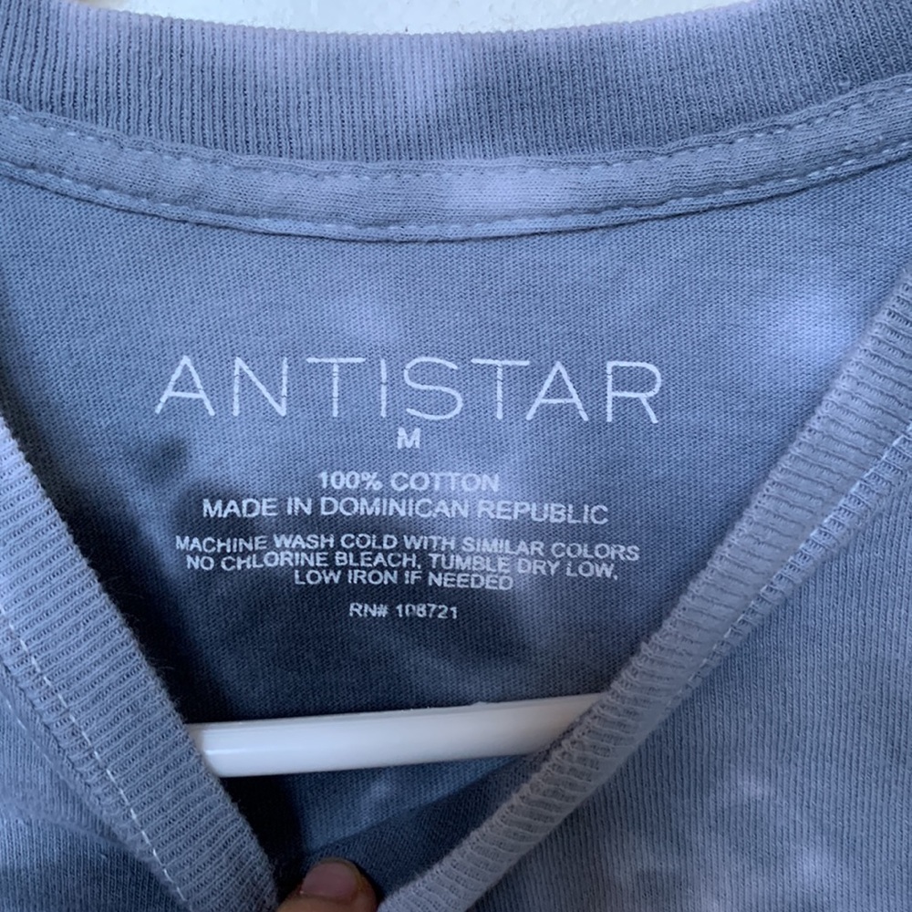 cropped tee - Picture 2 of 2